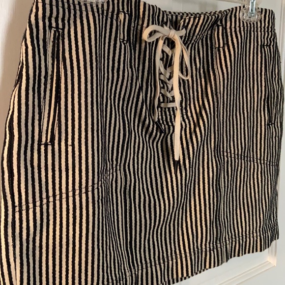 Madewell Black & Cream Striped Miniskirt Sz 10 - Picture 4 of 14